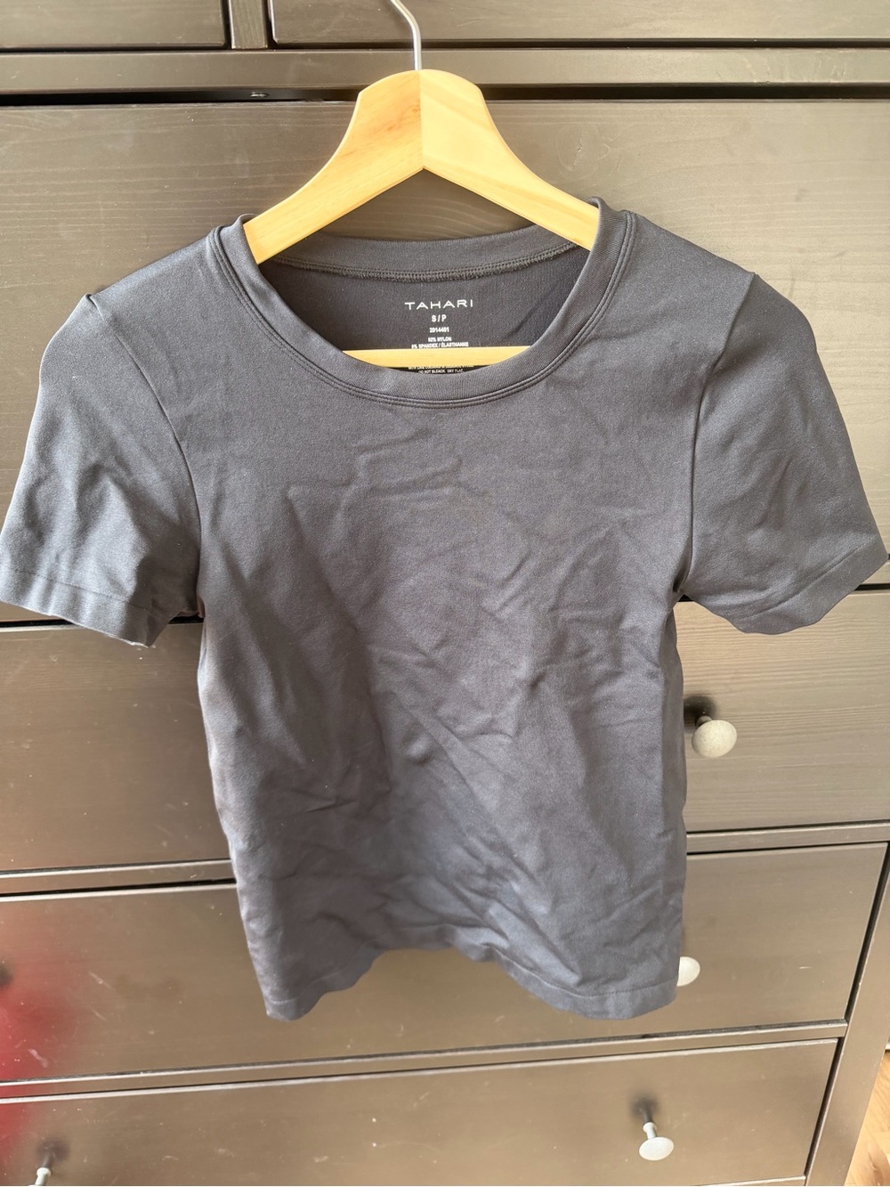 Tahari Contour Style Black Crew Neck Short Sleeve Shirt